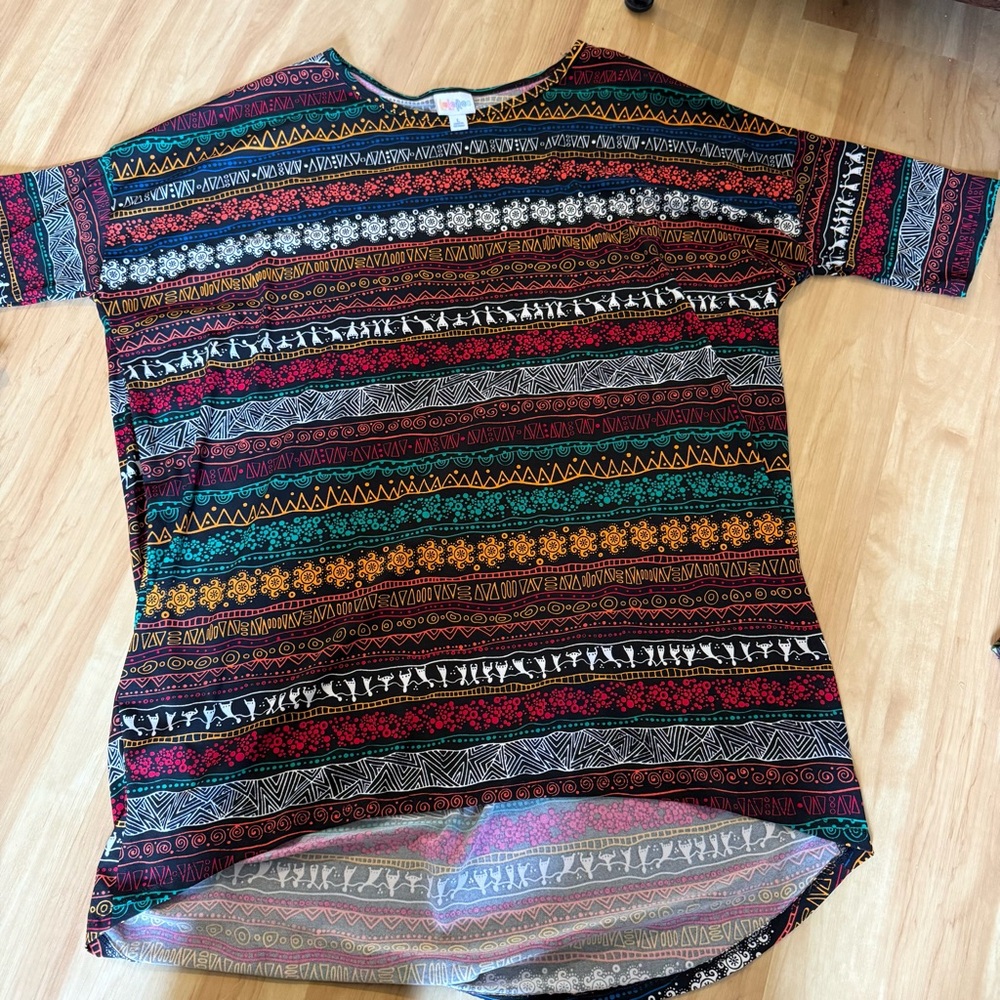 LuLaRoe Irma Tunic Top Size L Pre-Owned